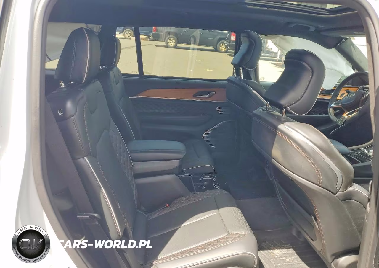 2023 Jeep Grand Cherokee L Summit VIN:1C4RJKEG4P8770820 - 11