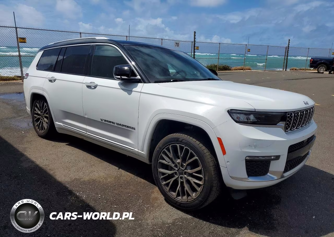 2023 Jeep Grand Cherokee L Summit VIN:1C4RJKEG4P8770820 - 4
