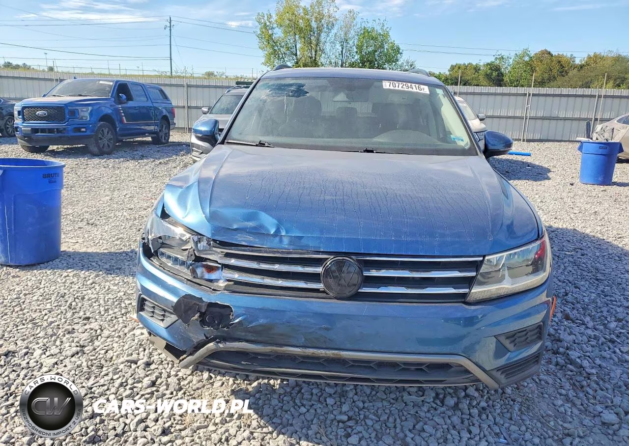 2018 Volkswagen Tiguan Se VIN:3VV3B7AX0JM109599 - 5