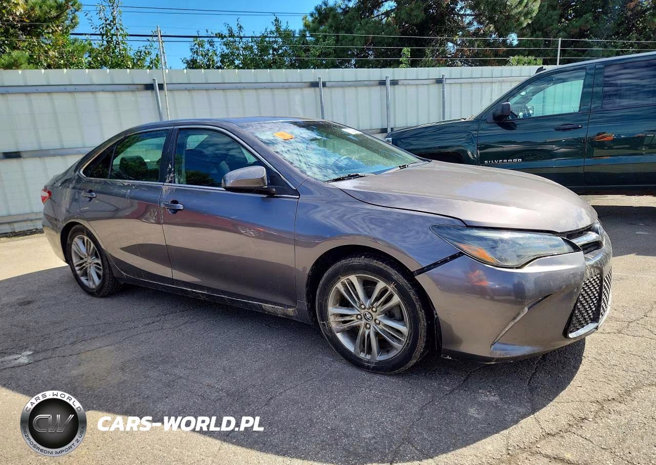 2016 Toyota Camry Se VIN:4T1BF1FK0GU565790 - 4