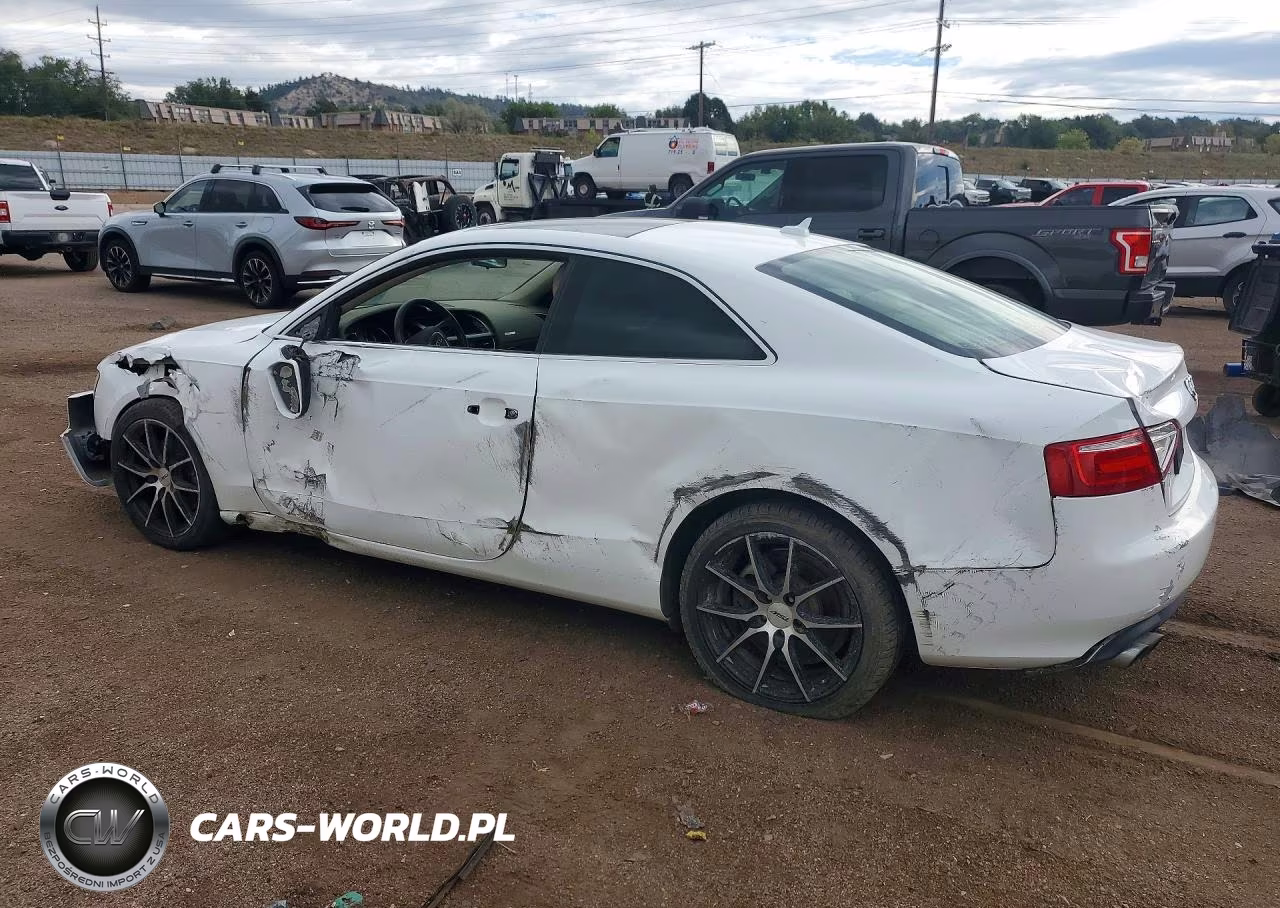 2012 Audi A5 Premium VIN:WAUCFAFR0CA003192 - 2