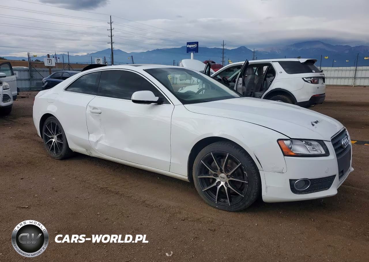 2012 Audi A5 Premium VIN:WAUCFAFR0CA003192 - 4