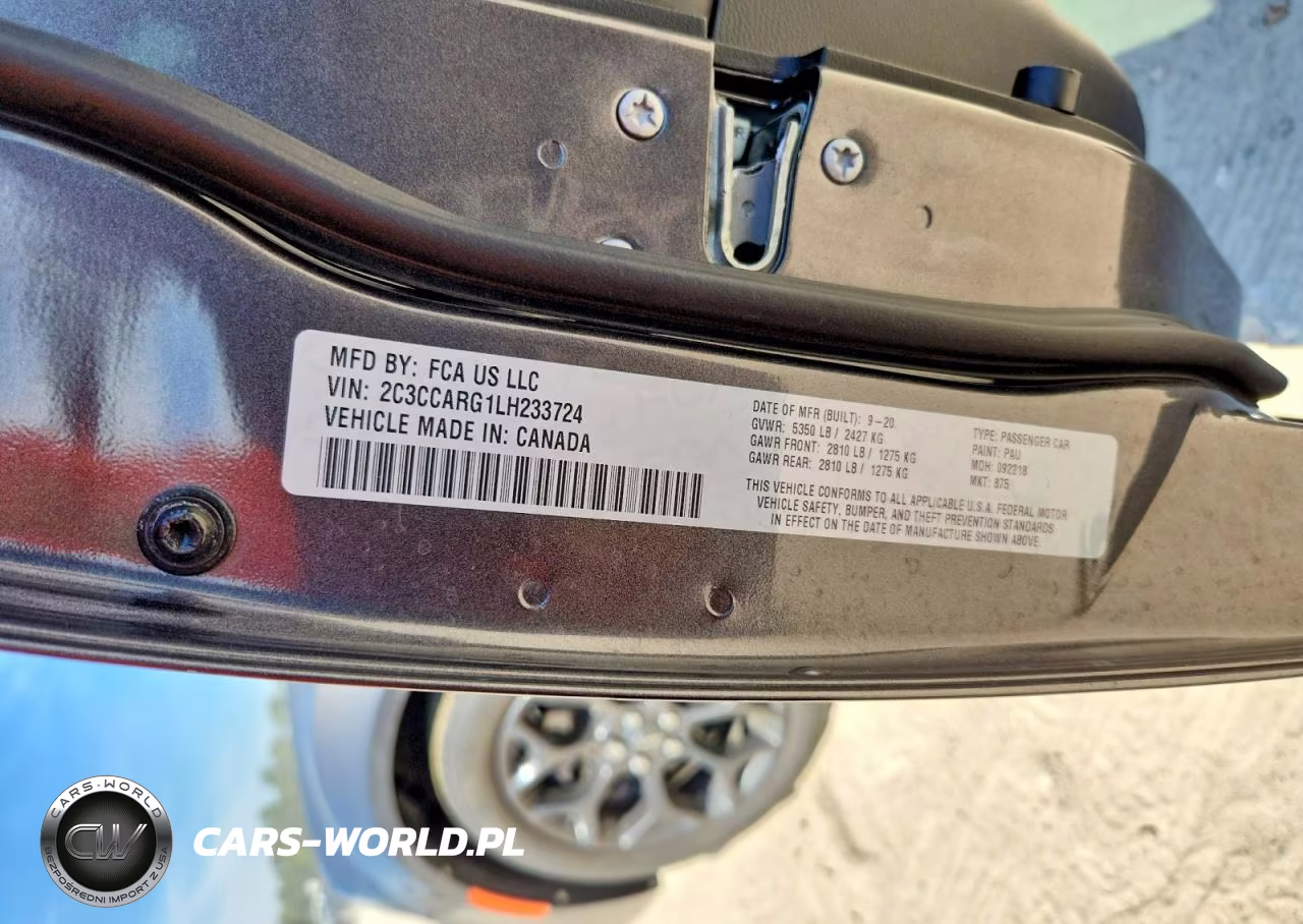 2020 Chrysler 300 Touring VIN:2C3CCARG1LH233724 - 13