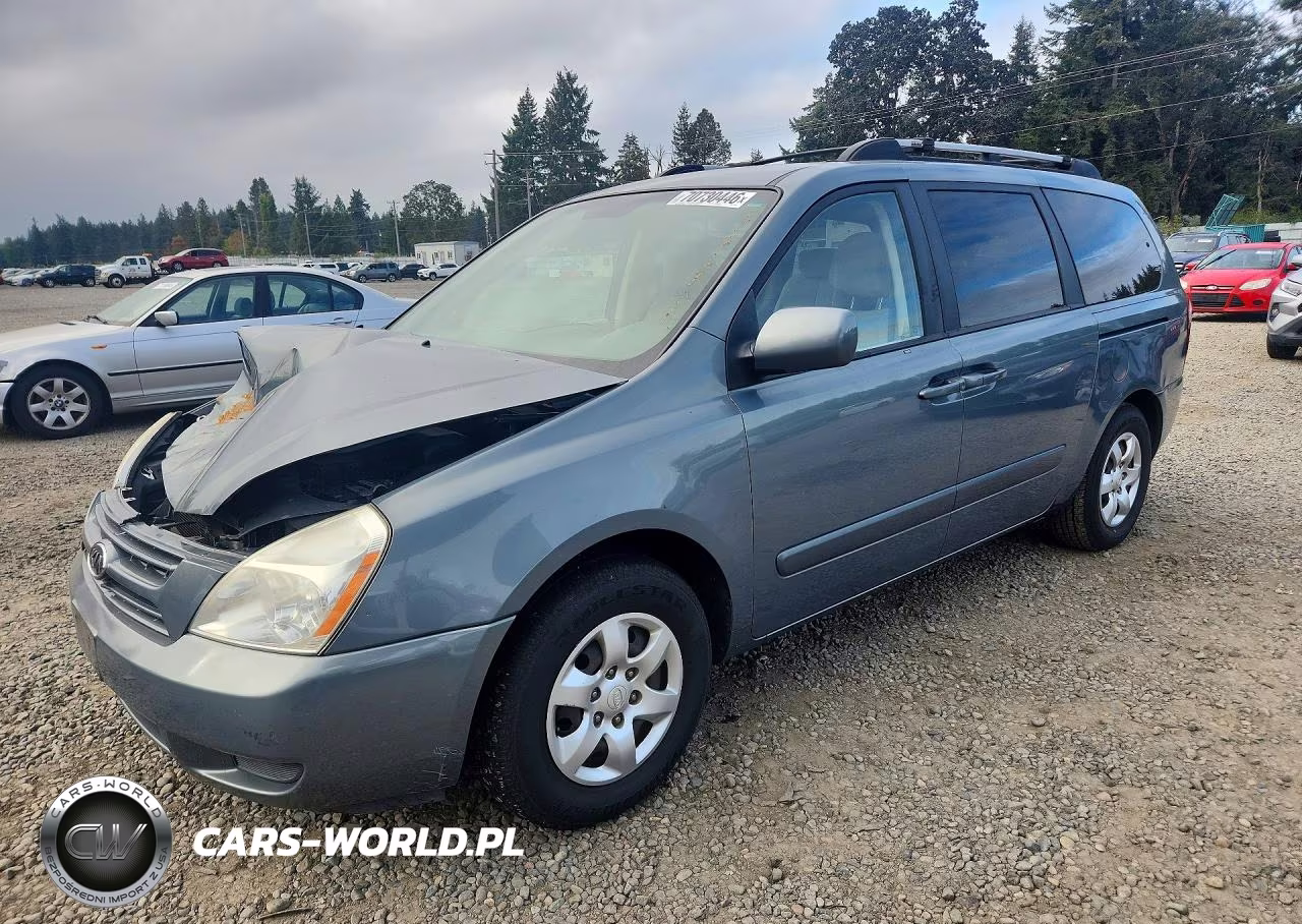2008 Kia Sedona Lx
