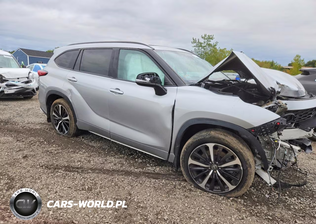 2022 Toyota Highlander Xse VIN:5TDLZRBH6NS220919 - 4