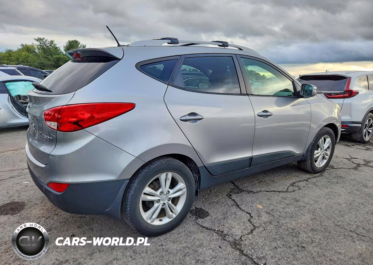 2012 Hyundai Tucson Gls VIN:KM8JU3ACXCU516863 - 3