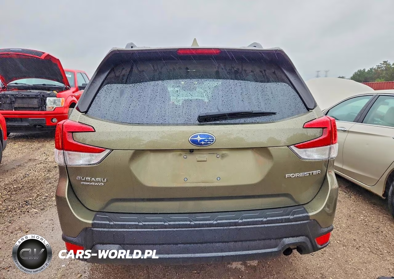 2022 Subaru Forester Premium VIN:JF2SKAEC8NH482190 - 6