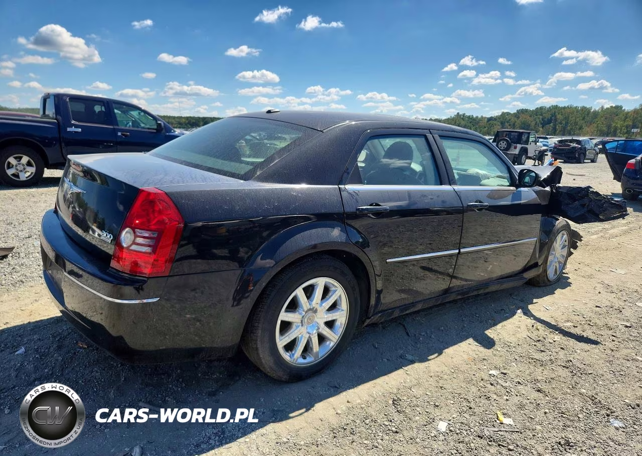 2009 Chrysler 300 Touring VIN:2C3LA53VX9H568963 - 3