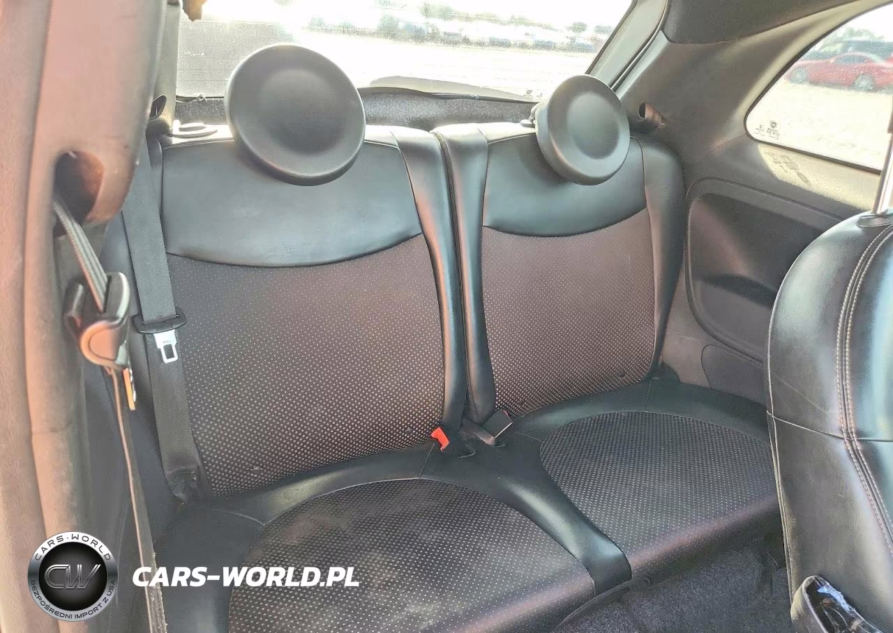 2016 Fiat 500 Electric VIN:3C3CFFGE2GT221889 - 10