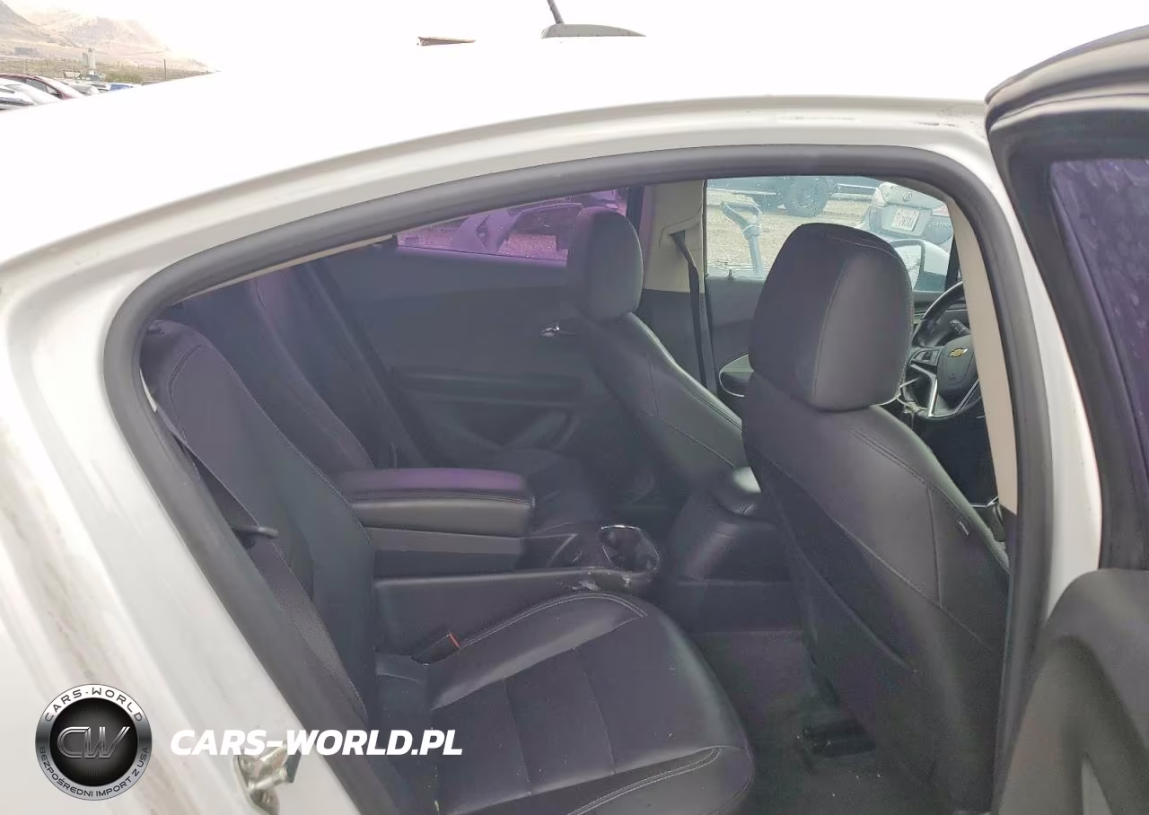2015 Chevrolet Volt VIN:1G1RD6E48FU105213 - 10