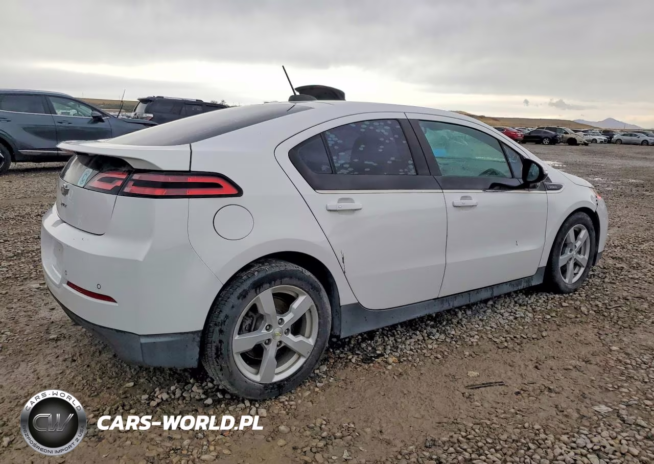 2015 Chevrolet Volt VIN:1G1RD6E48FU105213 - 3