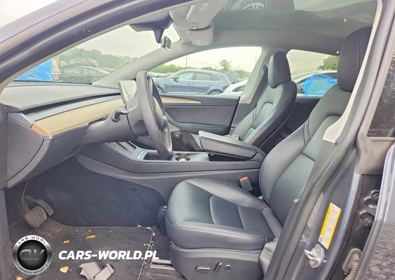 2023 Tesla Model Y VIN:7SAYGDEE5PA039057 - 7