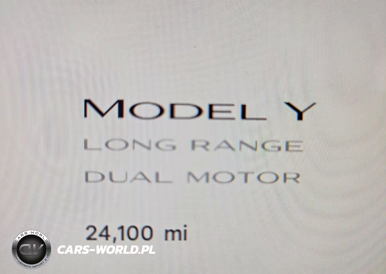 2023 Tesla Model Y VIN:7SAYGDEE5PA039057 - 9