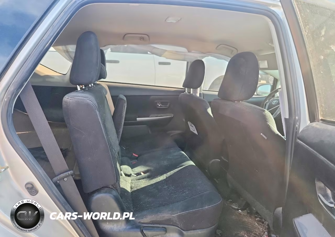 2016 Toyota Prius V Three VIN:JTDZN3EU0GJ054974 - 10