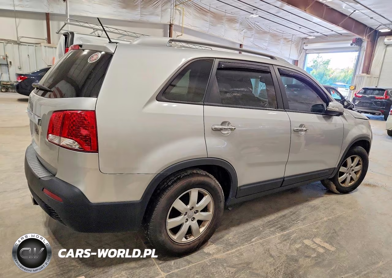 2012 Kia Sorento Lx VIN:5XYKT3A66CG293003 - 3