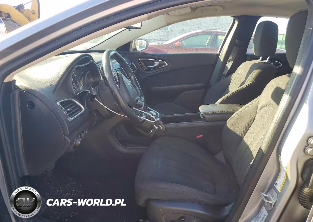 2015 Chrysler 200 Limited VIN:1C3CCCAB6FN714608 - 7