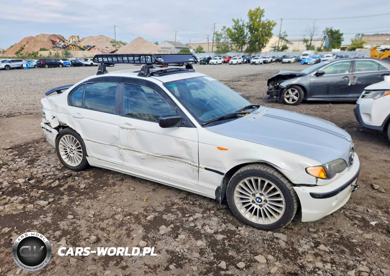 2003 BMW 325 Xi VIN:WBAEU33453PF59792 - 4