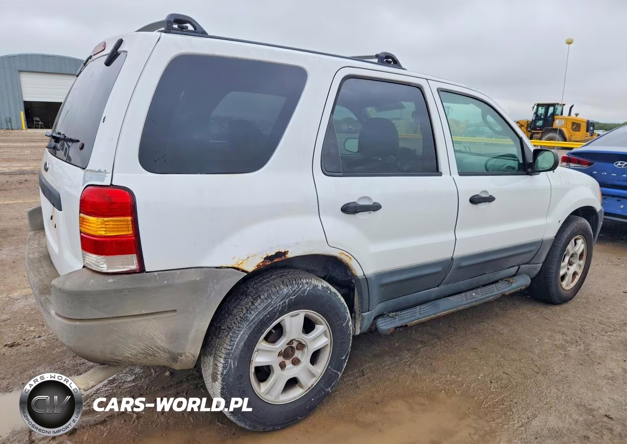 2003 Ford Escape Xlt VIN:1FMYU93183KC05473 - 3