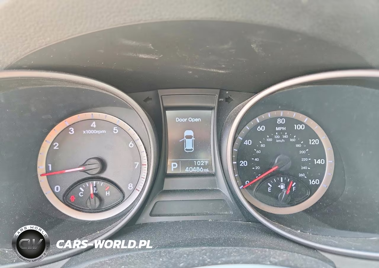 2014 Hyundai Santa Fe Sport 2.4L VIN:5XYZU3LB2EG179282 - 9