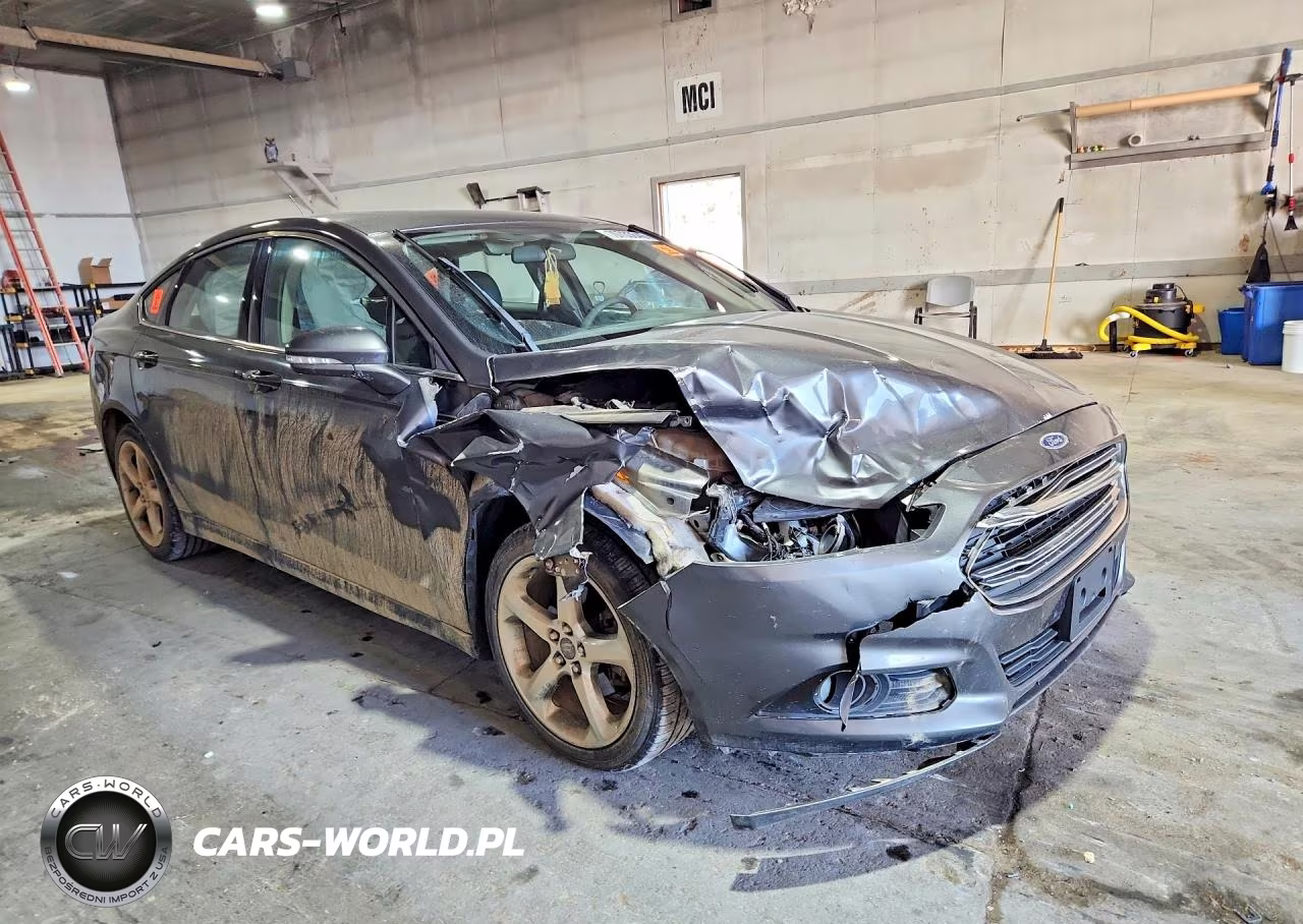 2015 Ford Fusion Se VIN:3FA6P0H7XFR213107 - 4