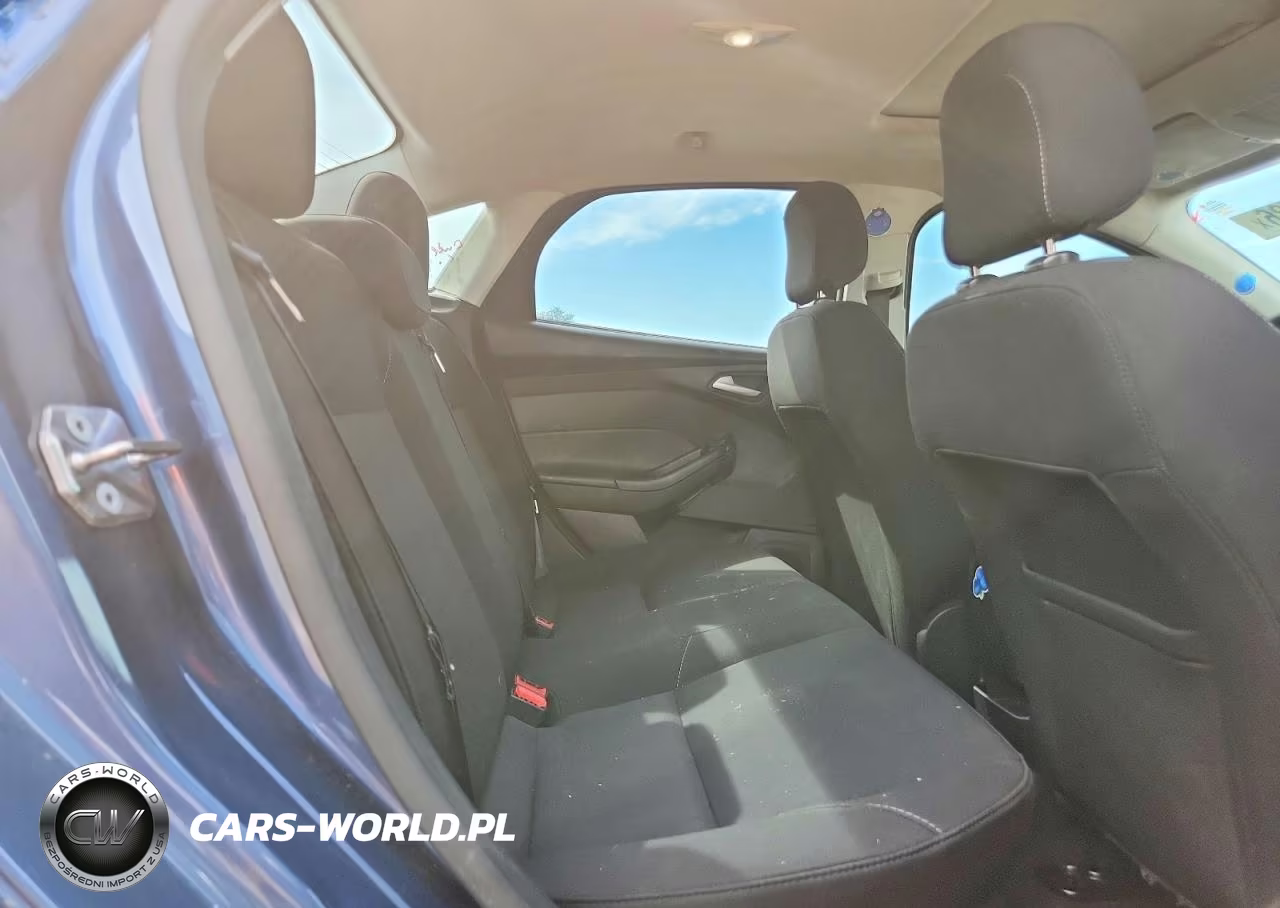 2018 Ford Focus Sel VIN:1FADP3H20JL201827 - 10