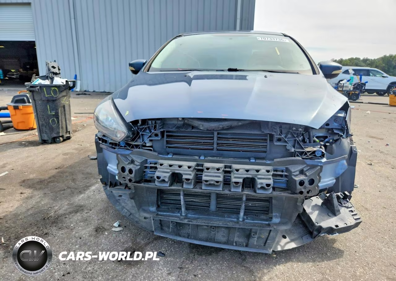 2018 Ford Focus Sel VIN:1FADP3H20JL201827 - 5