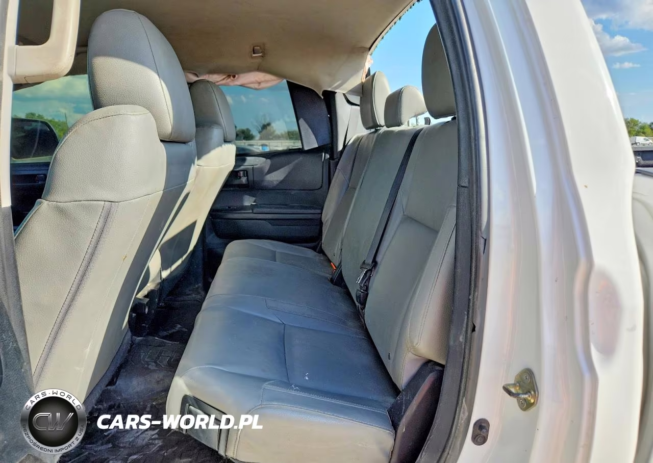 2017 Toyota Tundra Sr VIN:5TFRM5F14HX111940 - 10