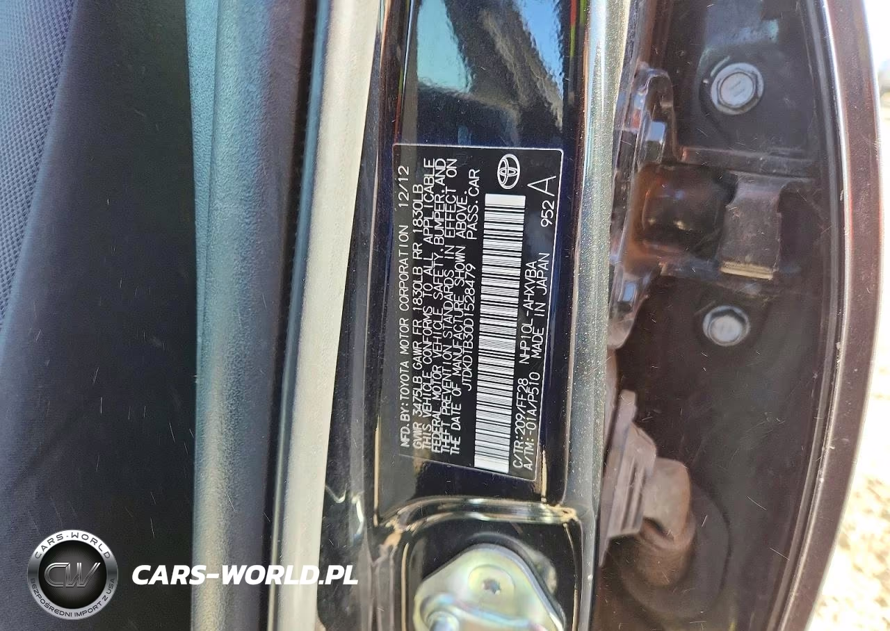 2013 Toyota Prius C VIN:JTDKDTB30D1528479 - 12