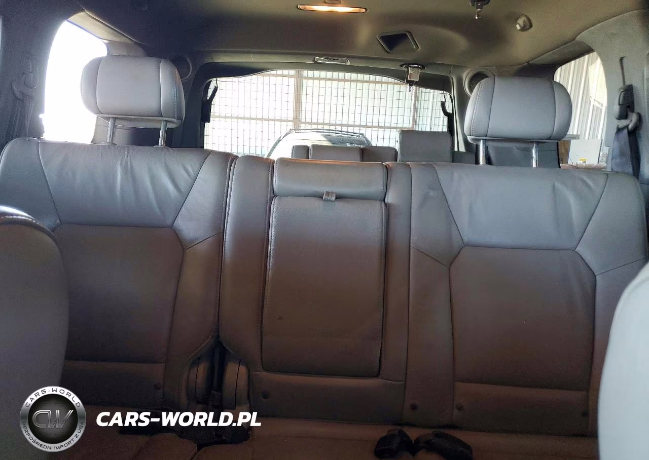 2010 Honda Pilot Touring VIN:5FNYF4H94AB008312 - 10