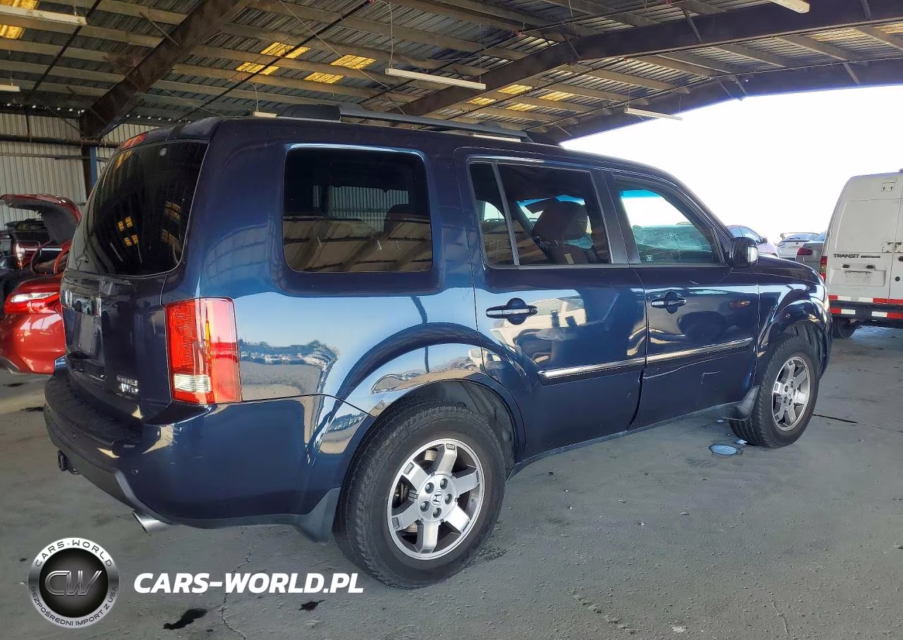 2010 Honda Pilot Touring VIN:5FNYF4H94AB008312 - 3