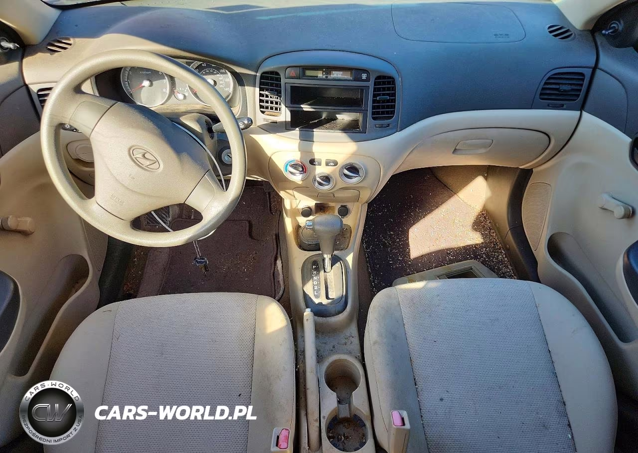 2009 Hyundai Accent Gls VIN:KMHCN46C79U389521 - 8