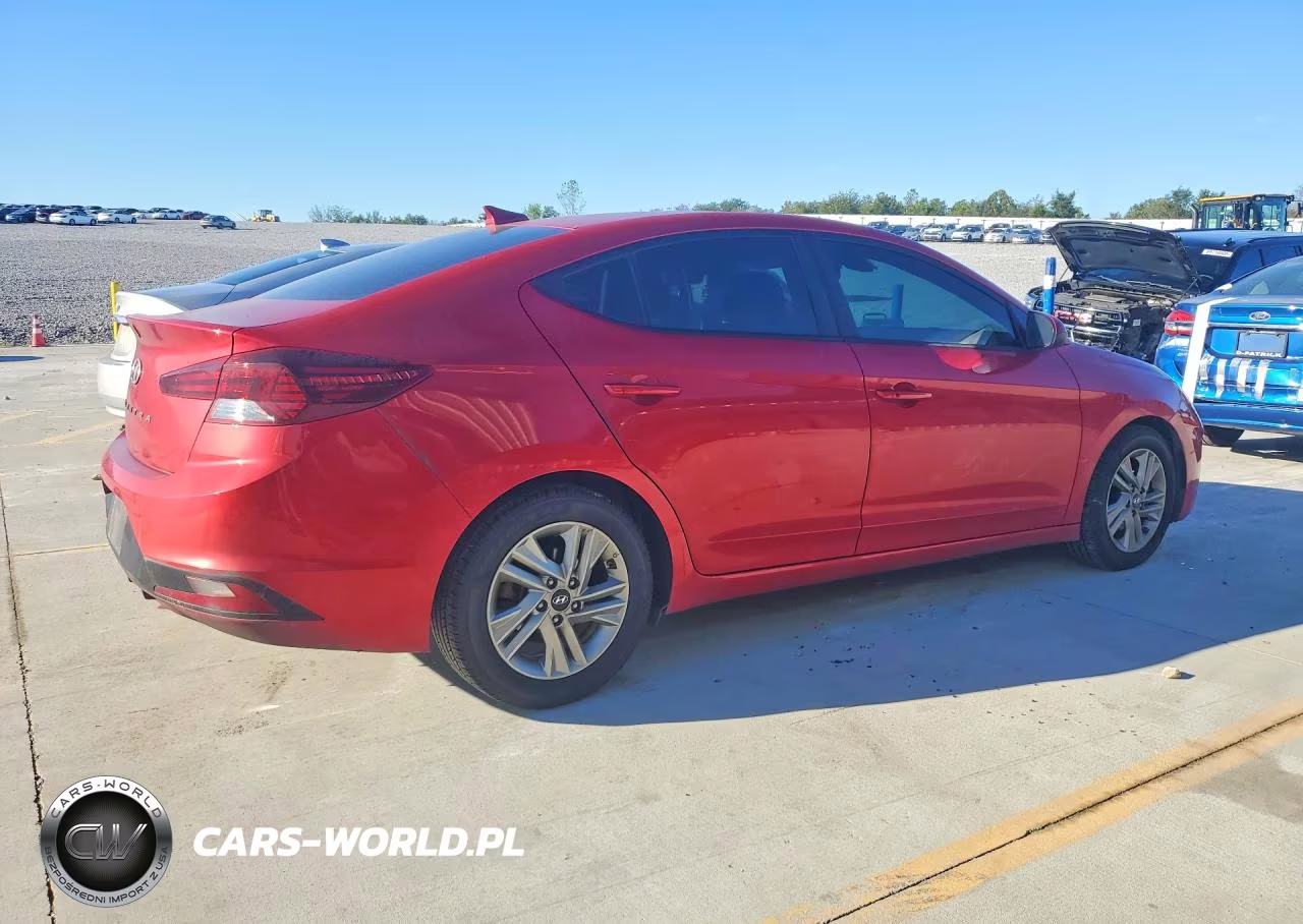 2020 Hyundai Elantra Value Edition VIN:5NPD84LF9LH556185 - 3