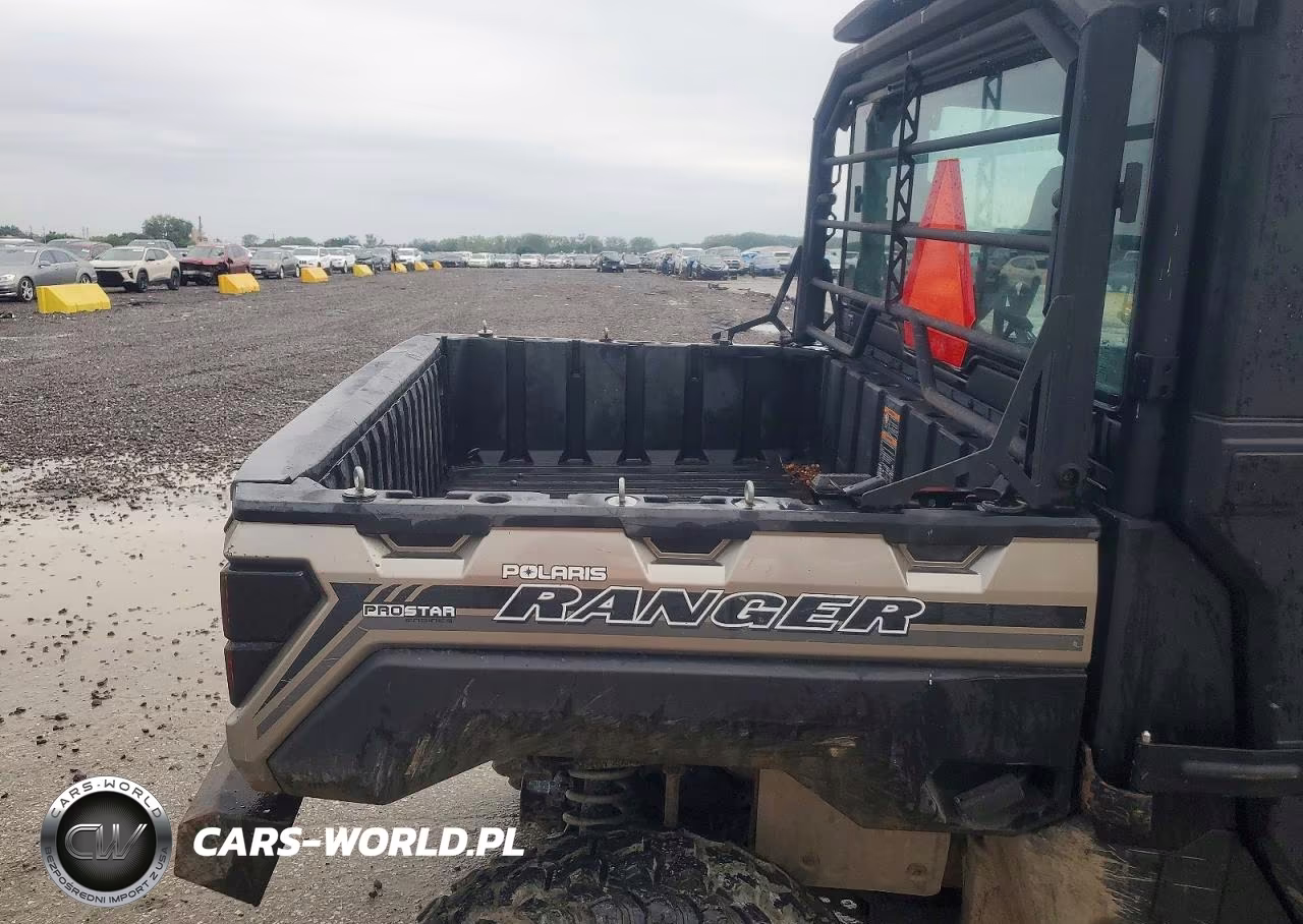 2018 Polaris Ranger Utility Vehicle VIN:4XARRE999J8045394 - 6