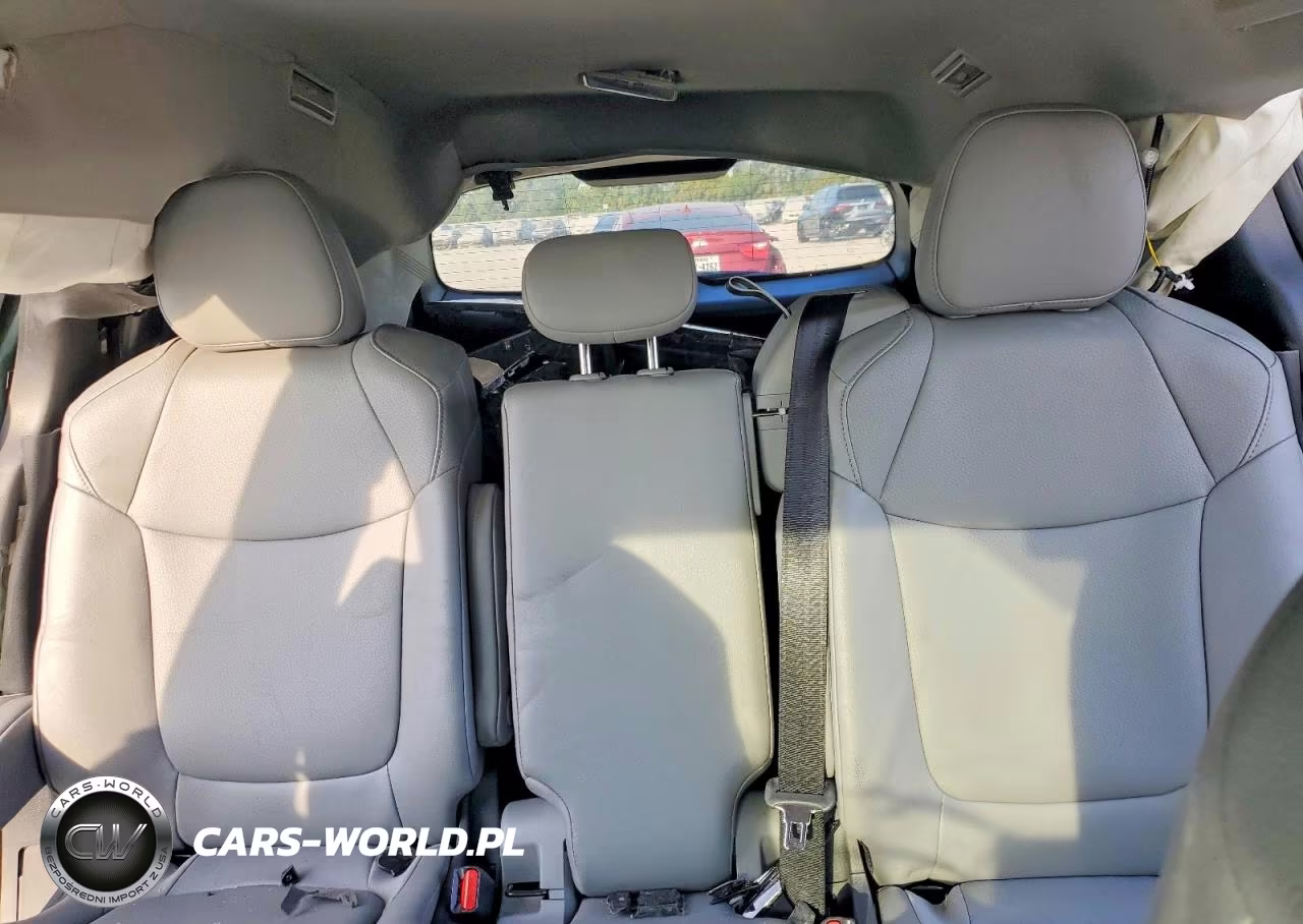 2026 Toyota Sienna Xle 8-Passenger VIN:5TDYRKEC6TS303387 - 10