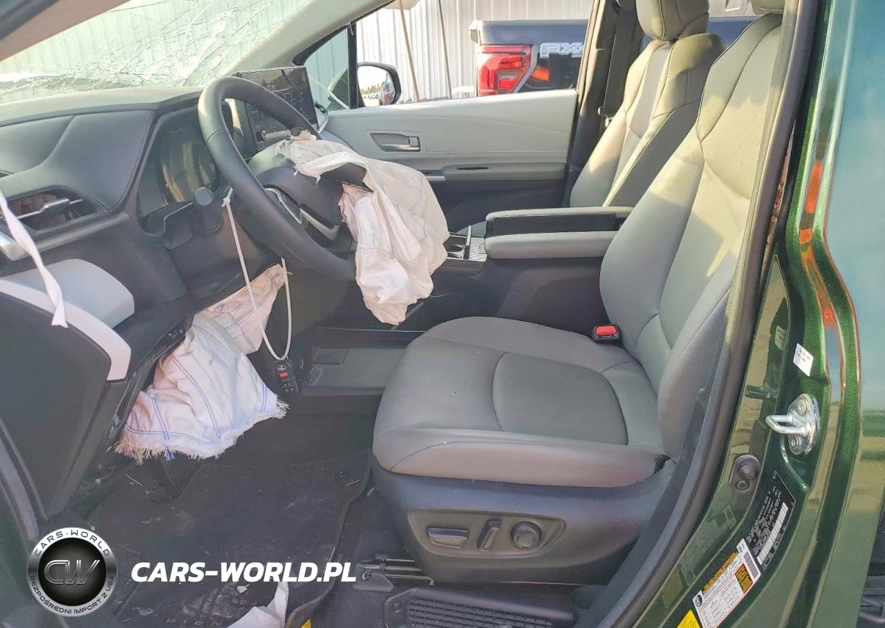 2026 Toyota Sienna Xle 8-Passenger VIN:5TDYRKEC6TS303387 - 7