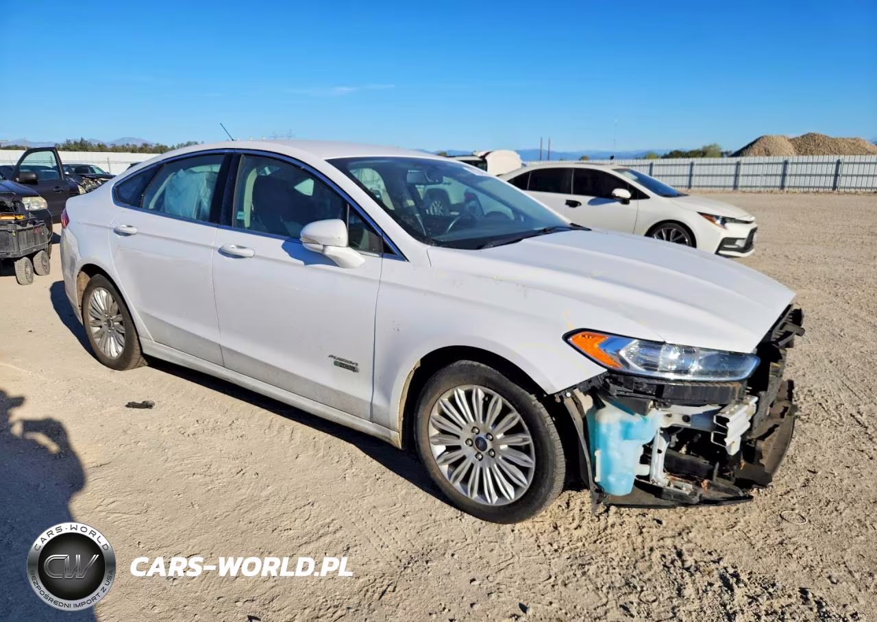 2016 Ford Fusion Se Phev VIN:3FA6P0PU0GR270540 - 4