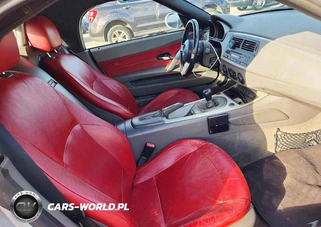 2003 BMW Z4 3.0 VIN:4USBT53413LT21215 - 10