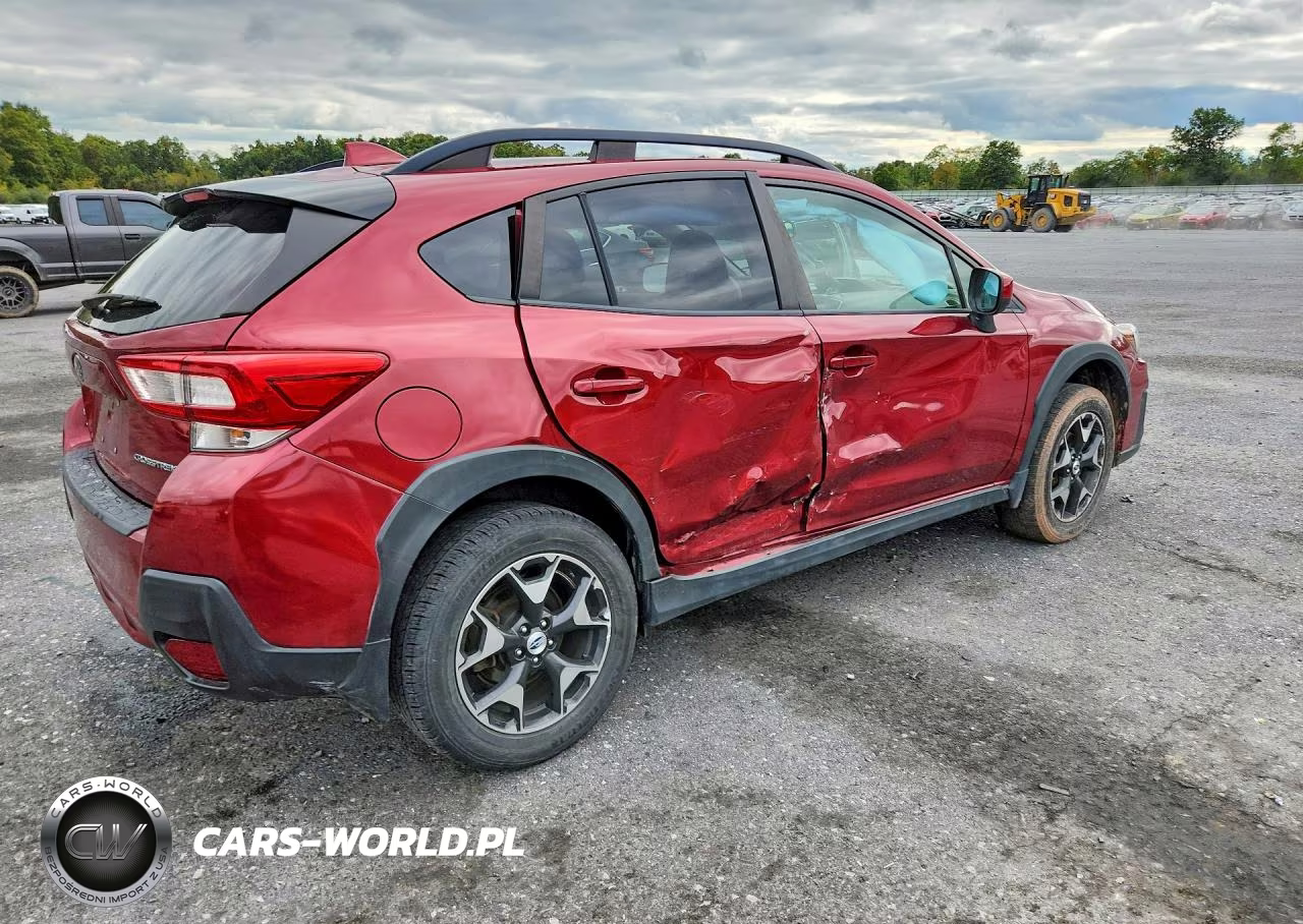 2018 Subaru Crosstrek Premium VIN:JF2GTADC4J8268084 - 3