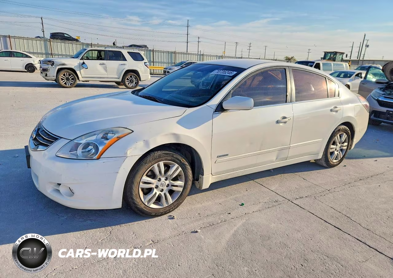 2010 Nissan Altima Hybrid – zdjęcie 1 z 12