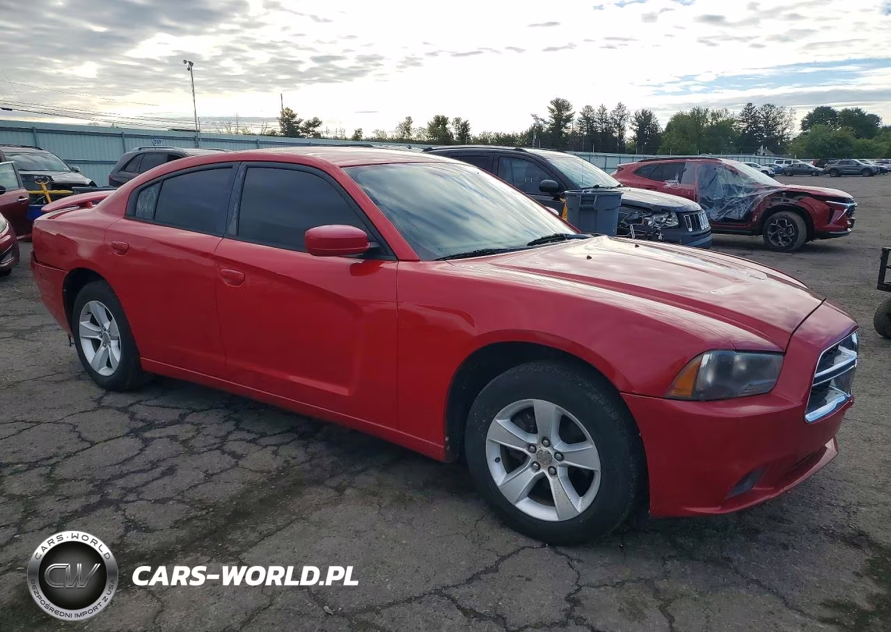 2011 Dodge Charger VIN:2B3CL3CG2BH512485 - 4