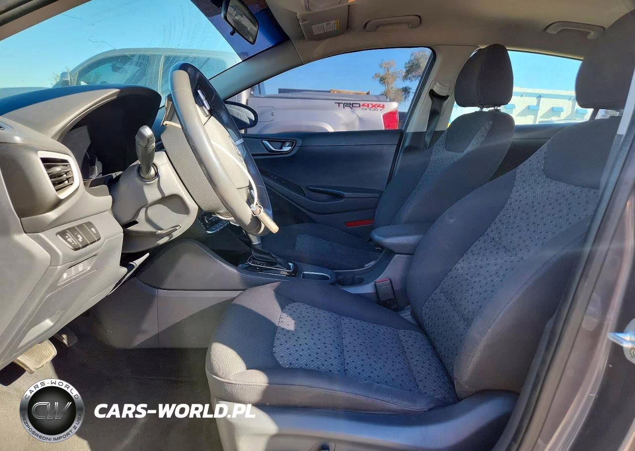 2018 Hyundai Ioniq Sel VIN:KMHC75LC9JU090508 - 7