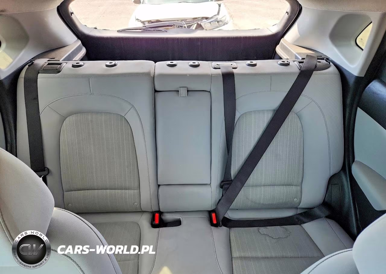 2022 Hyundai Kona Sel VIN:KM8K62AB9NU827400 - 10