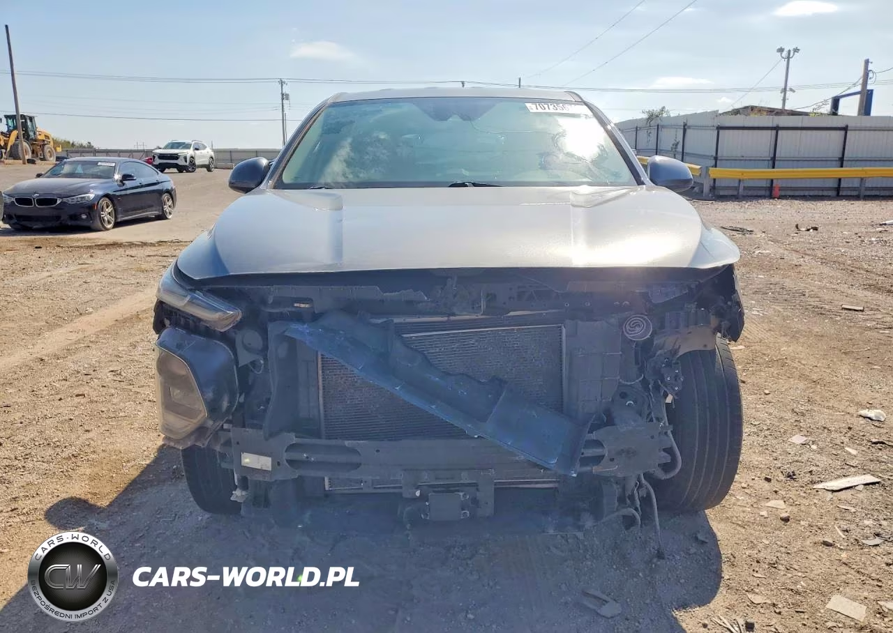 2019 Hyundai Santa Fe Se VIN:5NMS23AD8KH066112 - 5