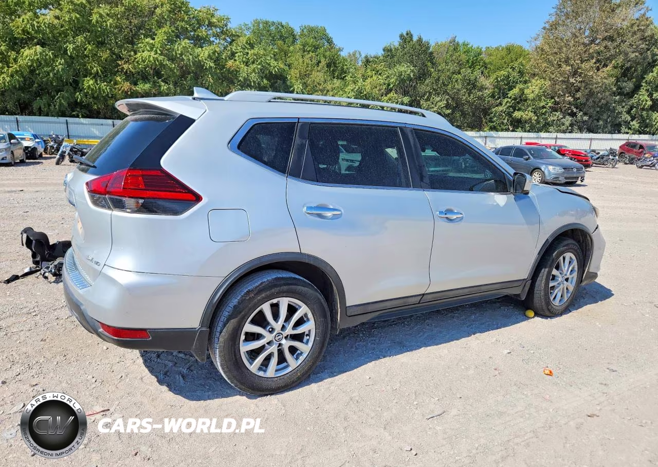 2017 Nissan Rogue Sv VIN:5N1AT2MV2HC735839 - 3