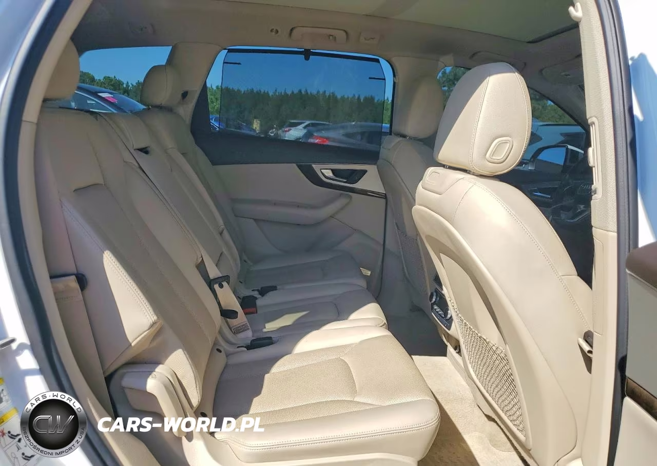 2019 Audi Q7 Premium Plus VIN:WA1LHAF70KD030959 - 10