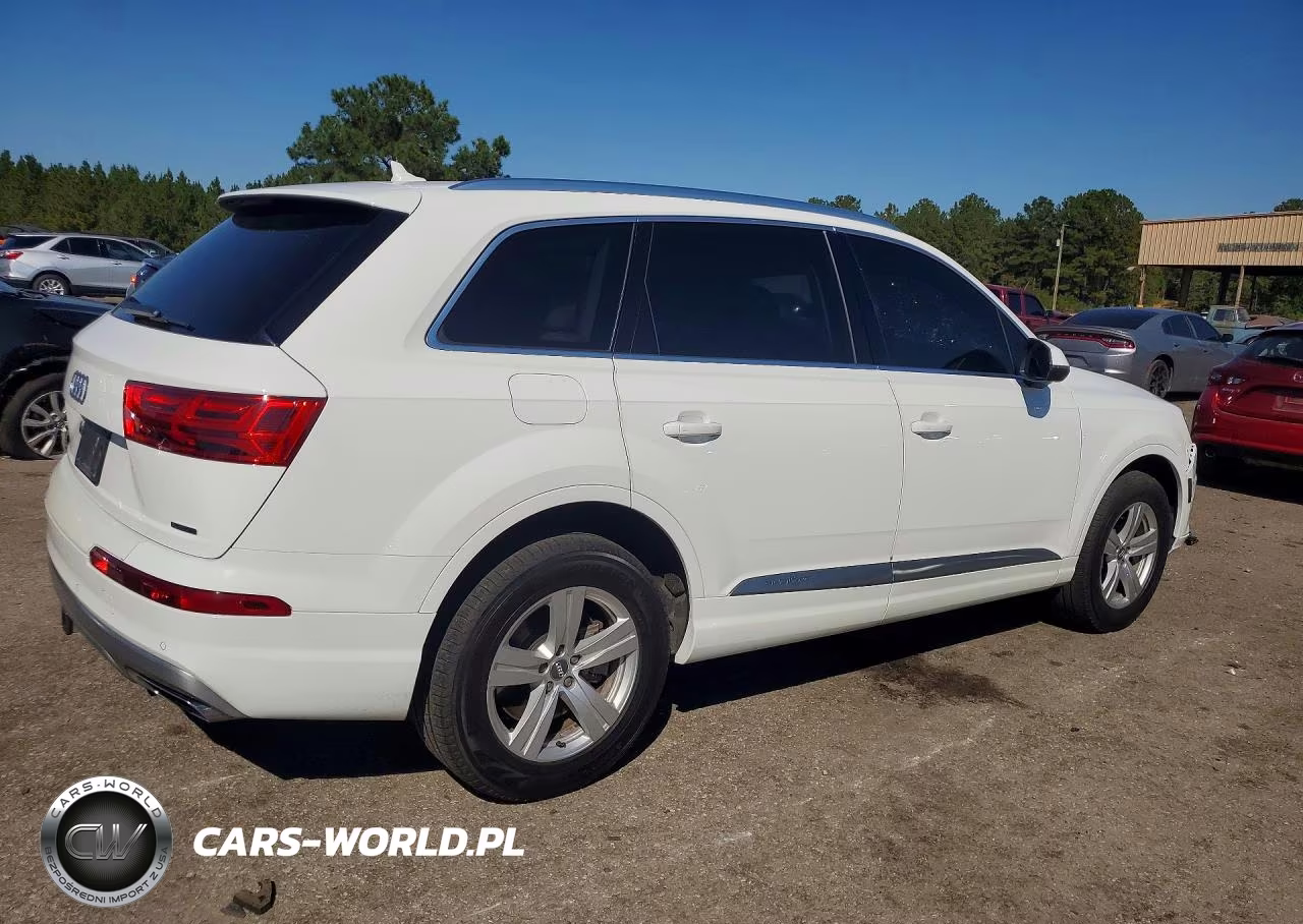2019 Audi Q7 Premium Plus VIN:WA1LHAF70KD030959 - 3