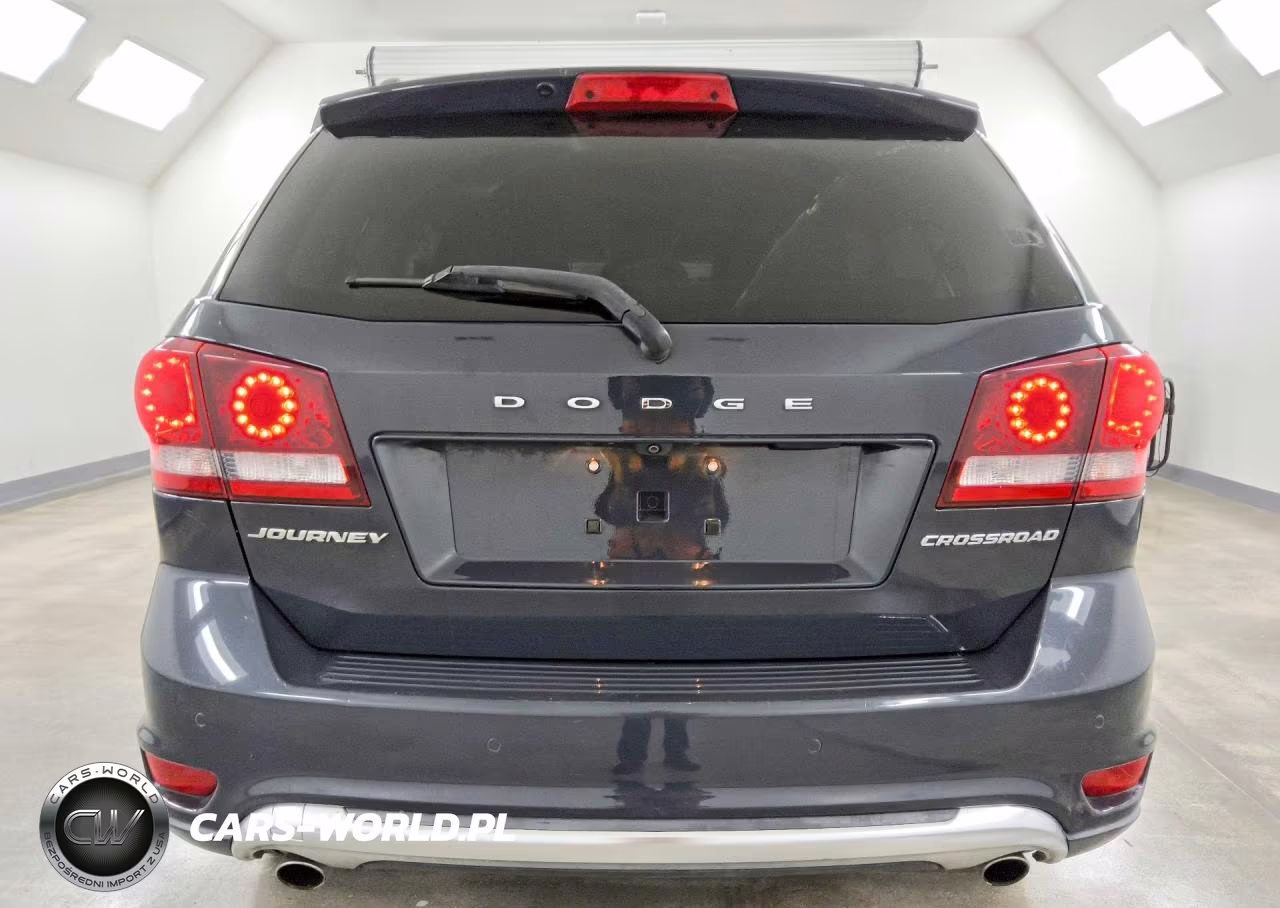 2018 Dodge Journey Crossroad VIN:3C4PDCGG7JT448490 - 6