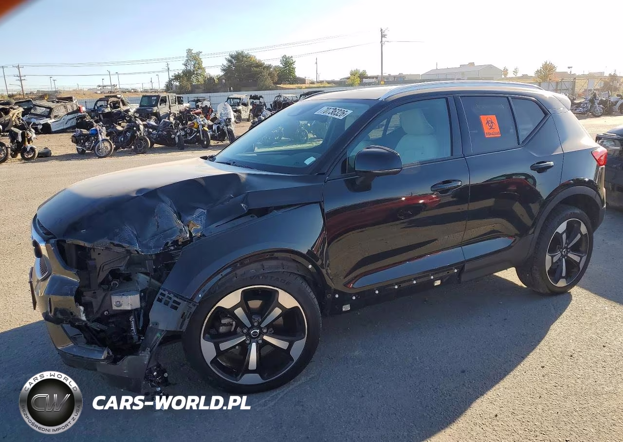 2022 Volvo Xc40 T5 Momentum VIN:YV4162UK4L2280067 - 1