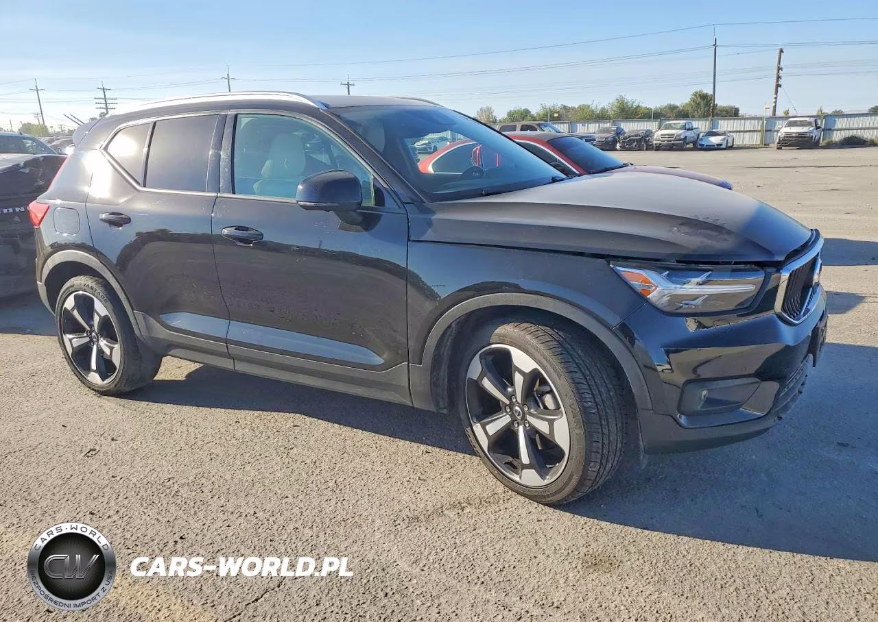 2022 Volvo Xc40 T5 Momentum VIN:YV4162UK4L2280067 - 4
