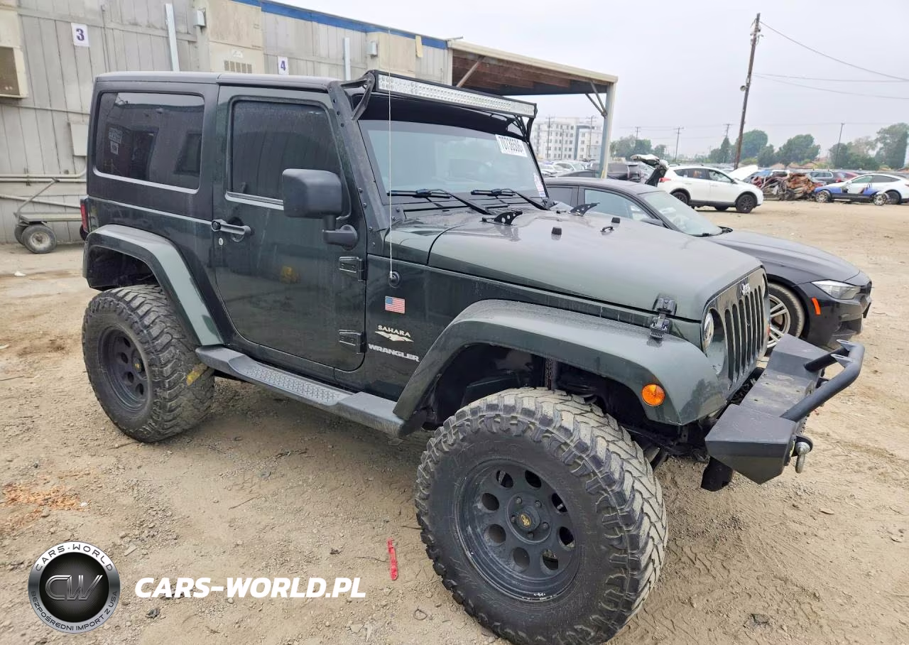 2011 Jeep Wrangler Sahara VIN:1J4GA5D15BL539298 - 4